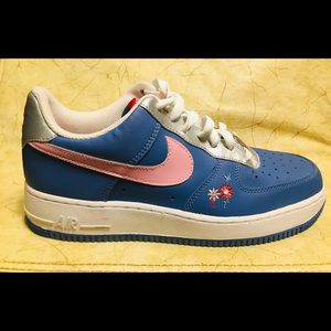 Nike Air Force 1 (Women’s)